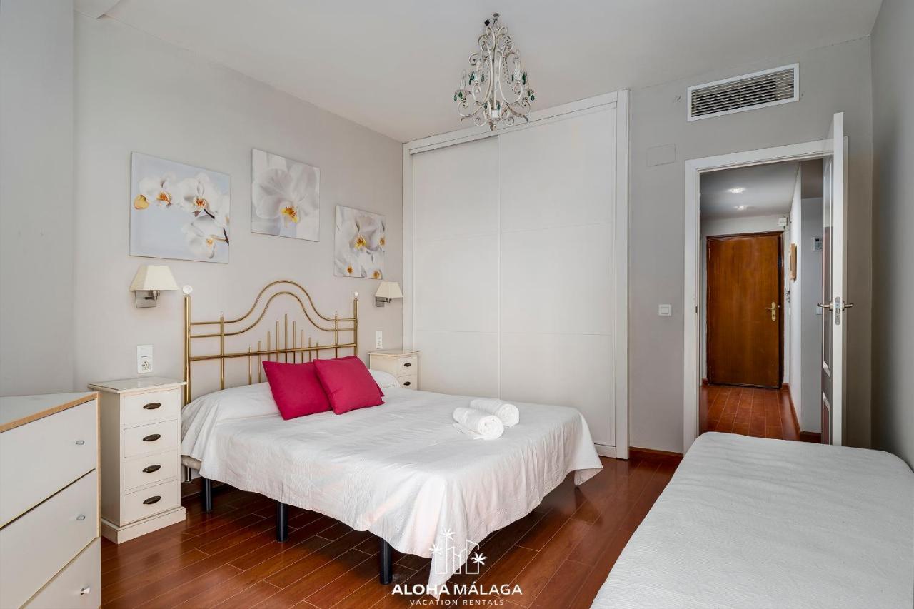 Torremolinos Beachfront 202 By Alohamalaga المظهر الخارجي الصورة